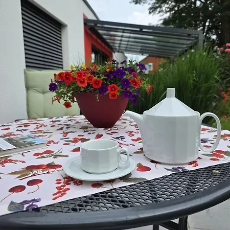 Haltepunkt, 25667 Appartement