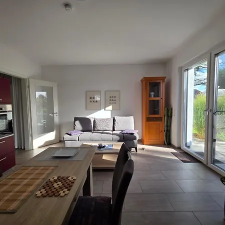 Haltepunkt, 25667 Apartment *