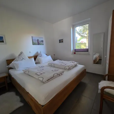 Haltepunkt, 25667 Apartment Weener